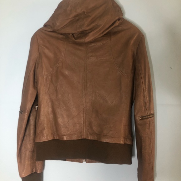 Brown Danier Leather Bomber - Picture 6 of 6